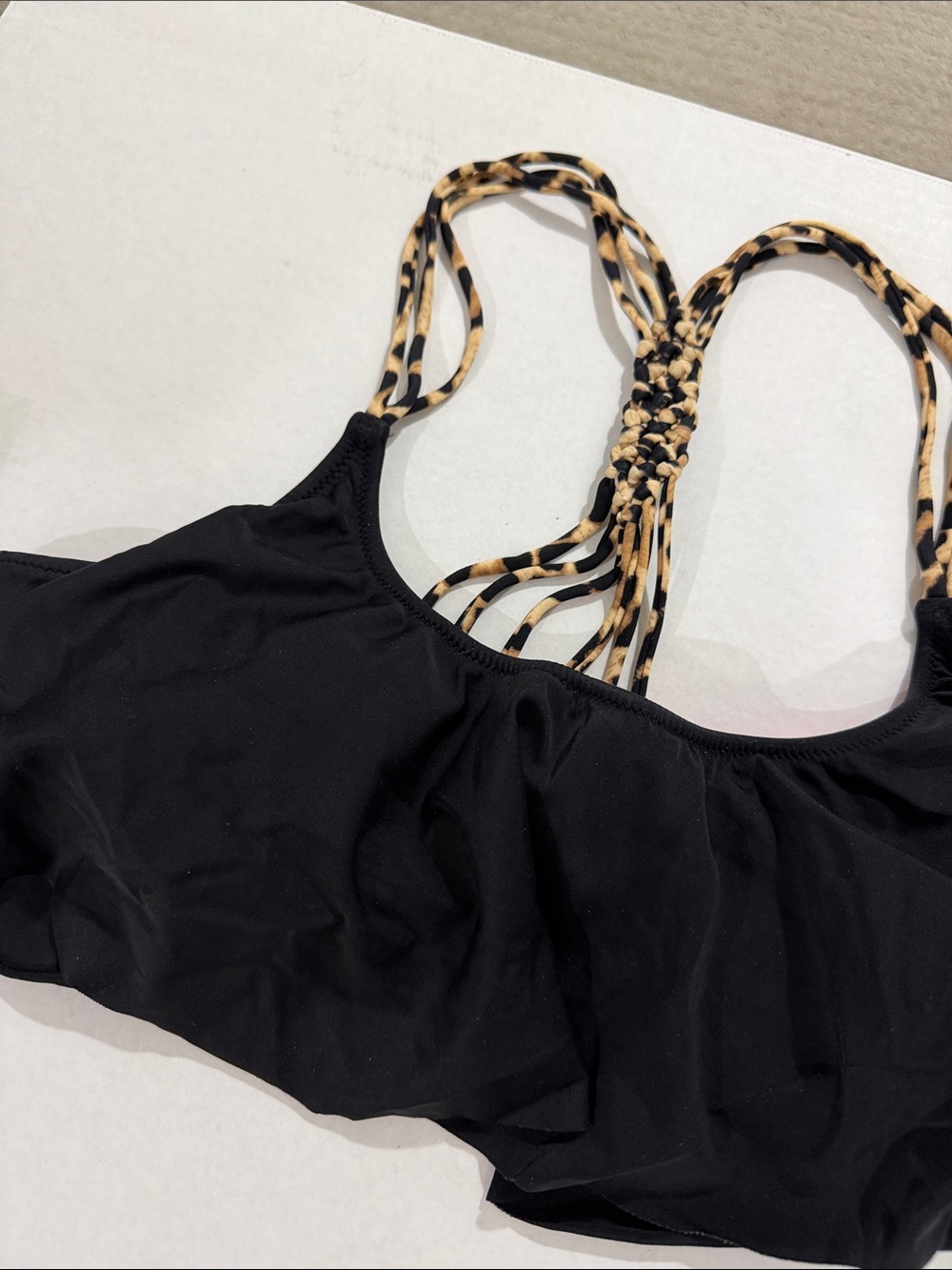 PINK Victoria’s secret size L user Black Ruffle Swim Top with Leopard Straps